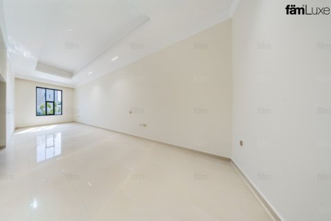 Villa à Al Quoz, Dubai, 5 chambres, 929 m², № 143721 - photo 7