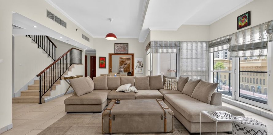 Appartement à Dubai Marina, Dubai, 2 chambres, 228.3 m², № 143690