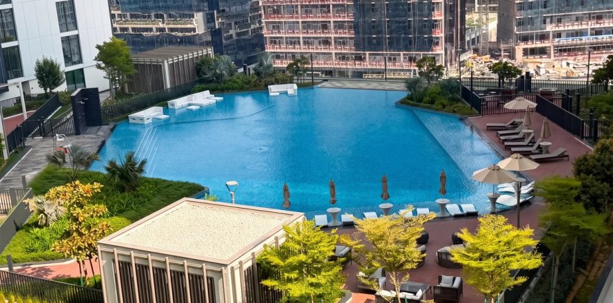Apartment in Dubai 1 bedroom, 69.6 sq.m. № 143270