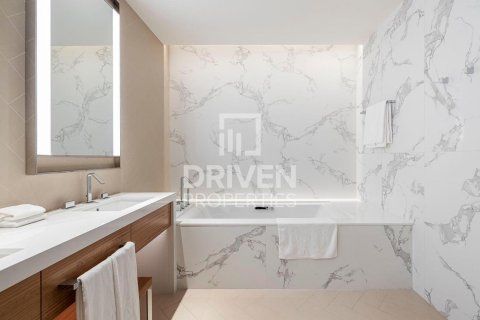 Apartment in The Address Residences Dubai Opera, Downtown Dubai (Downtown Burj Dubai), Dubai 3 bedrooms, 165.55 sq.m. № 145060 - photo 22