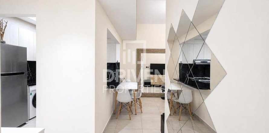 Appartement à District 15, Jumeirah Village Circle, Dubai, 2 chambres, 89.09 m², № 144809