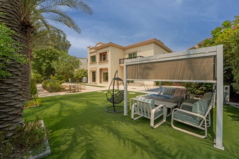 Villa en Jumeirah Islands, Dubai, 4 dormitorios, 345 m², № 143613 - foto 5