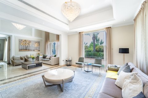 Villa en Jumeirah Islands, Dubai, 4 dormitorios, 345 m², № 143613 - foto 8