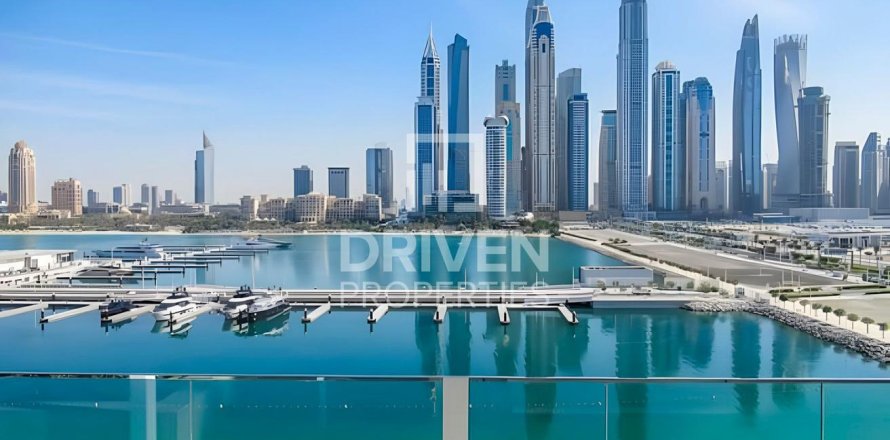 Apartment in EMAAR Beachfront, Dubai Harbour, Dubai 2 bedrooms, 128.3 sq.m. № 145319