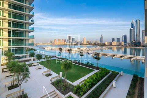 Apartment in EMAAR Beachfront, Dubai Harbour, Dubai 2 bedrooms, 128.3 sq.m. № 145319 - photo 2