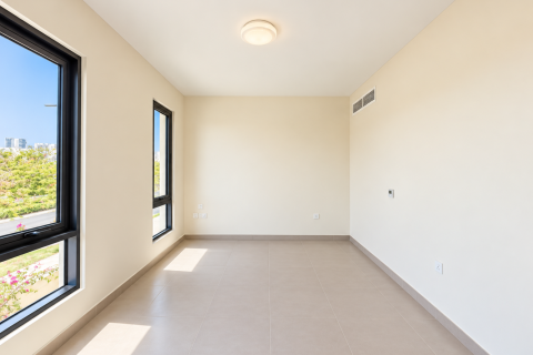 Villa in Dubai 4 bedrooms, 202 sq.m. № 143577 - photo 17