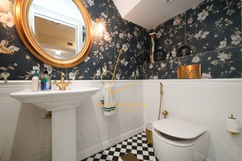 فيلا في Motor City, دبي 3 غرف نوم, 240 م² رقم 143990 - صورة 24