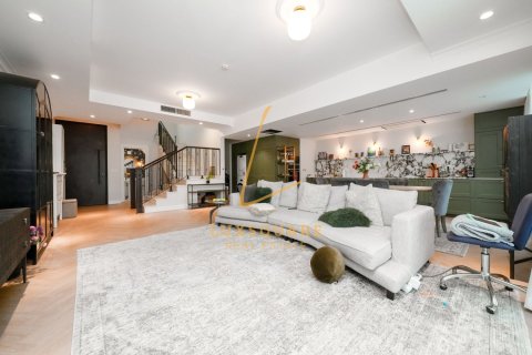 فيلا في Motor City, دبي 3 غرف نوم, 240 م² رقم 143990