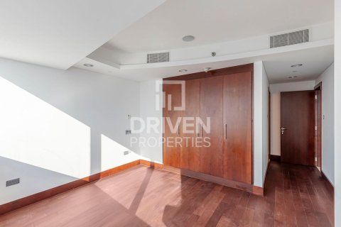 Apartment in World Trade Centre Residence, World Trade Center, Dubai 2 bedrooms, 116.04 sq.m. № 145498 - photo 9