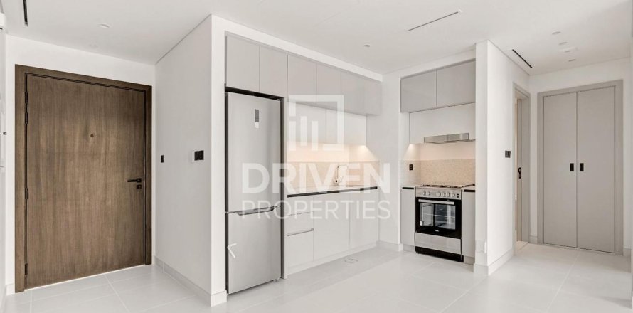 شقة في EMAAR Beachfront, Dubai Harbour, دبي 1غرف نوم, 68.66 م² رقم 145500