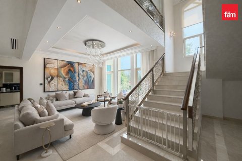 Villa in Jumeirah Islands, Dubai 4 bedrooms, 988.2 sq.m. № 143814 - photo 18