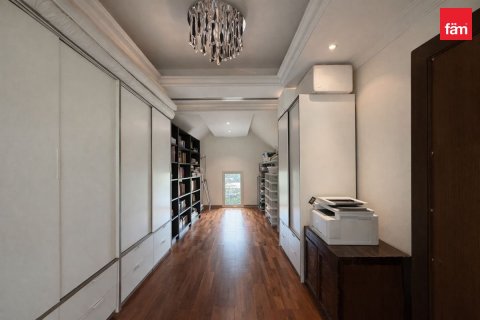 Villa in Jumeirah Islands, Dubai 4 bedrooms, 988.2 sq.m. № 143814 - photo 27