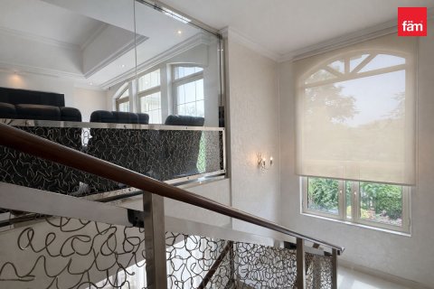Villa in Jumeirah Islands, Dubai 4 bedrooms, 988.2 sq.m. № 143814 - photo 10