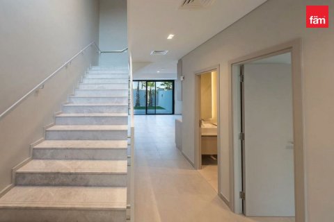 Townhouse in Mohammed Bin Rashid City, Dubai 2 bedrooms, 131.2 sq.m. № 143837 - photo 7