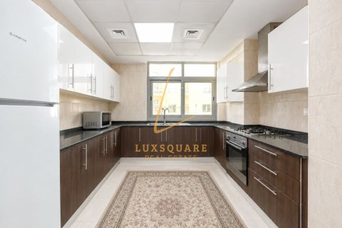 Apartment in Al Furjan, Dubai 2 bedrooms, 125 sq.m. № 144085 - photo 3