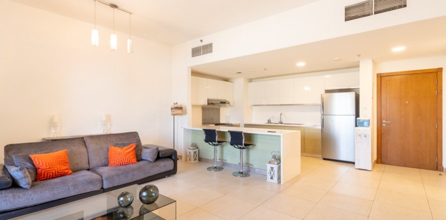 Appartement à Dubai, 2 chambres, 127 m², № 143584