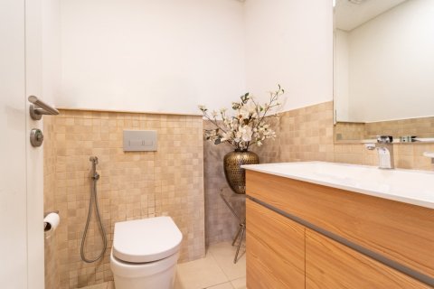 Appartement à Dubai, 2 chambres, 127 m², № 143584 - photo 11
