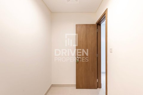 Снять в аренду квартиру в Аль-Васле, Дубай: 2 спальни, 136.75м², № 145077 - фото 15