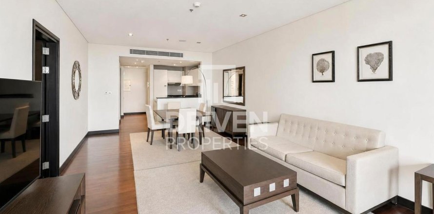 Apartment in The Crescent, Palm Jumeirah, Dubai 1 bedroom, 107.58 sq.m. № 144722