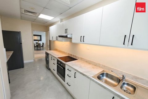 Apartment in Dubai Marina, Dubai 2 bedrooms, 119.6 sq.m. № 143264 - photo 3