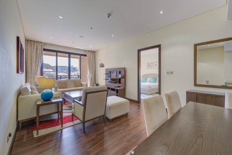 Apartment in Palm Jumeirah, Dubai 2 bedrooms, 165 sq.m. № 143542 - photo 3