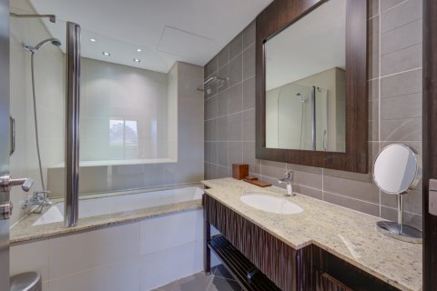 Apartment in Palm Jumeirah, Dubai 2 bedrooms, 165 sq.m. № 143542 - photo 17