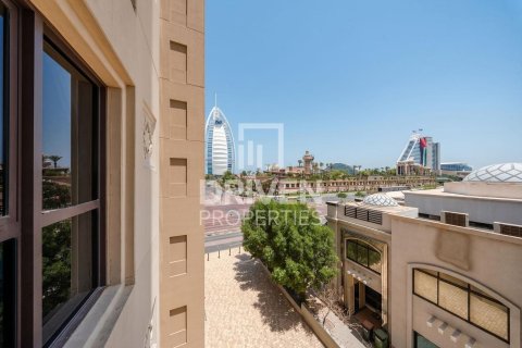 Снять в аренду квартиру в Umm Suqeim 3, Умм-Сукейм, Дубай: 1 спальня, 71.91м², № 145246 - фото 10