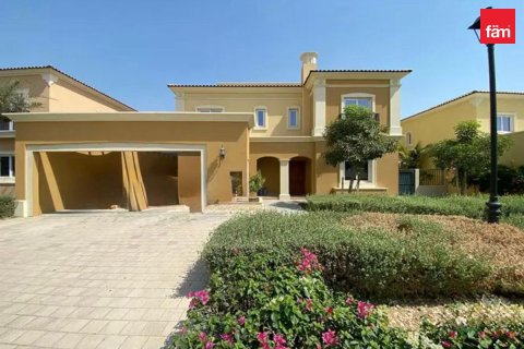 Townhouse in Dubai 5 bedrooms, 450 sq.m. № 144017