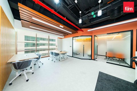 Office in Sheikh Zayed Road, Dubai 124.8 sq.m. № 143850 - photo 11