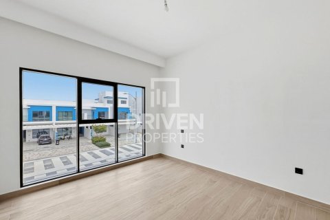 Townhouse in Damac Lagoons, Dubai 5 bedrooms, 306.02 sq.m. № 145113 - photo 8