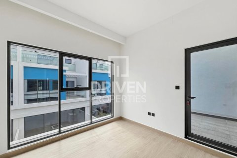 Townhouse in Damac Lagoons, Dubai 5 bedrooms, 306.02 sq.m. № 145113 - photo 9