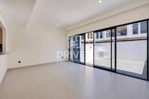 تاون هاوس في Damac Lagoons, دبي 3 غرف نوم, 144 م² رقم 145091 - صورة 2