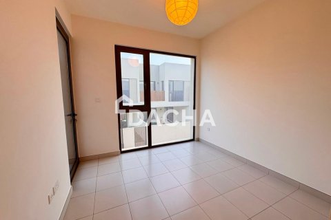 Villa in Dubai South (Dubai World Central), Dubai 3 bedrooms, 181 sq.m. № 143507 - photo 9