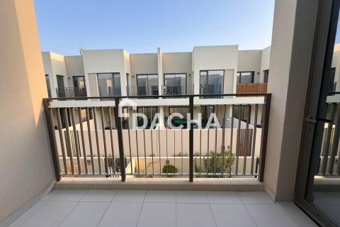 Villa in Dubai South (Dubai World Central), Dubai 3 bedrooms, 181 sq.m. № 143507 - photo 17