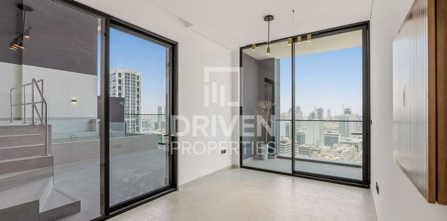 Квартира в District 15, Джумейра Вилладж Серкл, Дубай, 2 спальни, 142.79м², № 145413