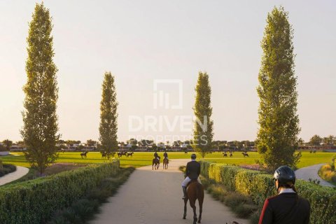 Villa en Dubai Investment Park, Dubai, 4 dormitorios, 339.84 m², № 144425 - foto 16