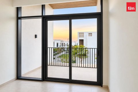 Townhouse in Dubai 3 bedrooms, 120.3 sq.m. № 145988 - photo 7
