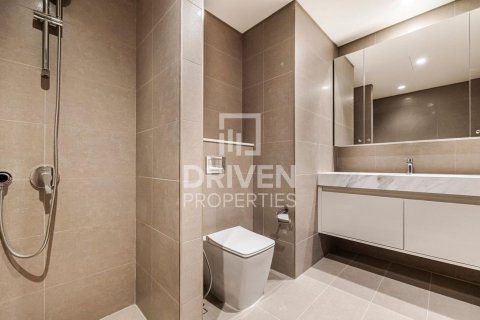 Снять в аренду квартиру в Burj Royale, Даунтаун Дубай (Даунтаун Бурдж Дубай), Дубай: 2 спальни, 86.96м², № 145072 - фото 11