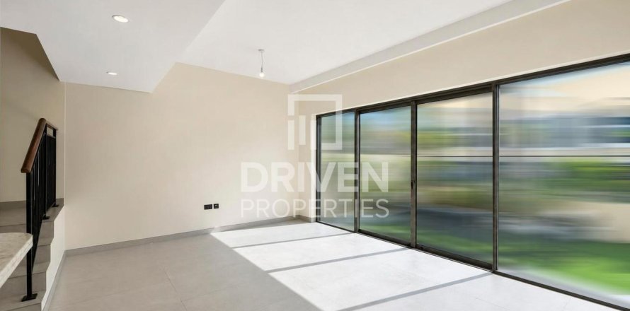 Townhouse in Damac Lagoons, Dubai 4 bedrooms, 144 sq.m. № 145614