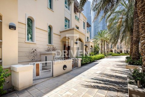 Villa à Dubai Marina, Dubai, 5 chambres, 460.89 m², № 145350 - photo 29