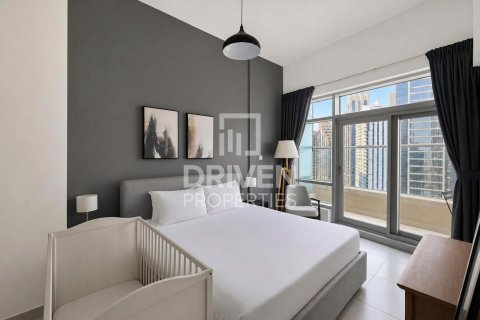 Снять в аренду квартиру в The Lofts, Даунтаун Дубай (Даунтаун Бурдж Дубай), Дубай: 2 спальни, 123.56м², № 145446 - фото 8