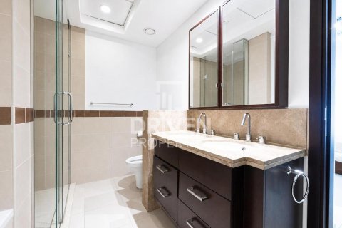 Apartment in 29 Burj Boulevard, Downtown Dubai (Downtown Burj Dubai), Dubai 1 bedroom, 79.34 sq.m. № 144799 - photo 9