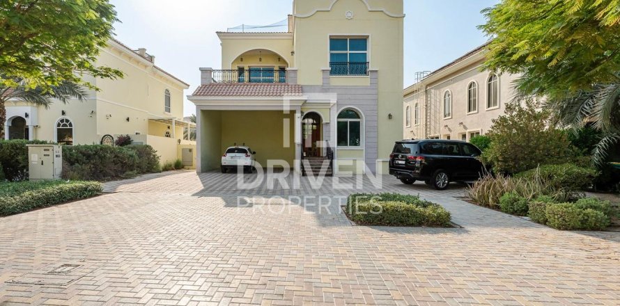 فيلا في Hacienda, فيلات, دبي 4 غرف نوم, 570.24 م² رقم 145411