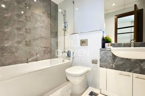 Apartment in Al Habtoor City, Business Bay, Dubai 3 bedrooms, 182.74 sq.m. № 144607 - photo 6