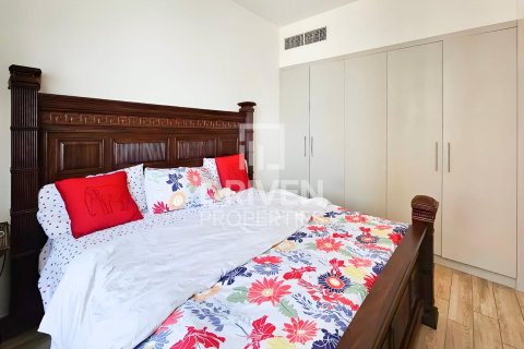 Apartment in Al Habtoor City, Business Bay, Dubai 3 bedrooms, 182.74 sq.m. № 144607 - photo 3
