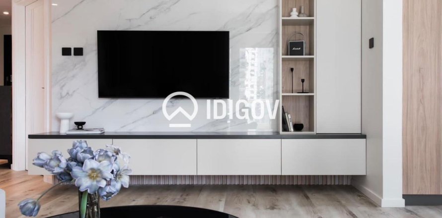 Appartement à Dubai Marina, Dubai, 2 chambres, 121.7 m², № 144047