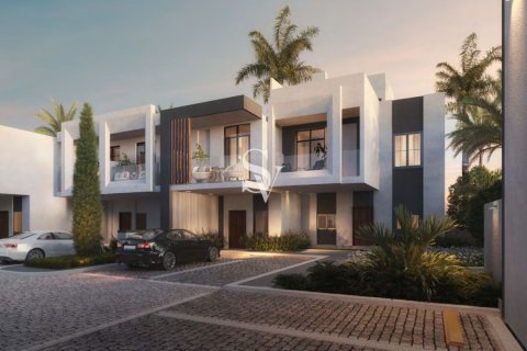 Таунхаус в Дубай Инвестмент Парке, Дубай, 4 спальни, 118м², № 115568
