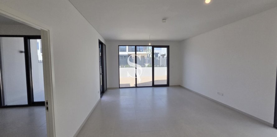 Таунхаус в Джабаль-Али, Дубай, 4 спальни, 344м², № 112438