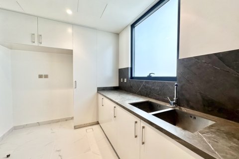 Townhouse in Arabian Ranches 3, Dubai 5 bedrooms, 548.69 sq.m. № 145775 - photo 8