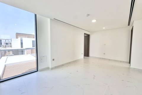 Townhouse in Arabian Ranches 3, Dubai 5 bedrooms, 548.69 sq.m. № 145775 - photo 6